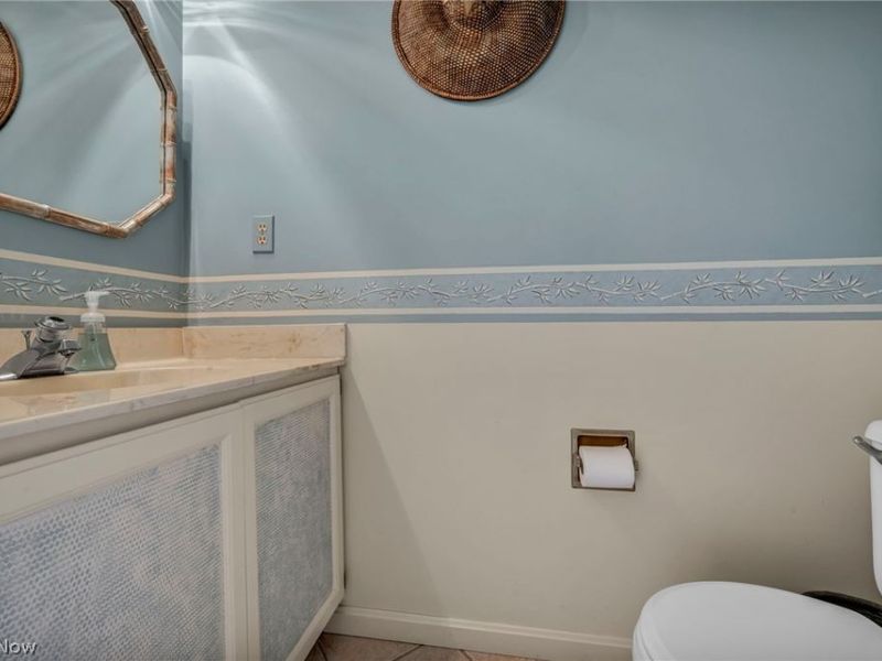 9 Westfield Lane, Rocky River, OH 44116 Photo 14