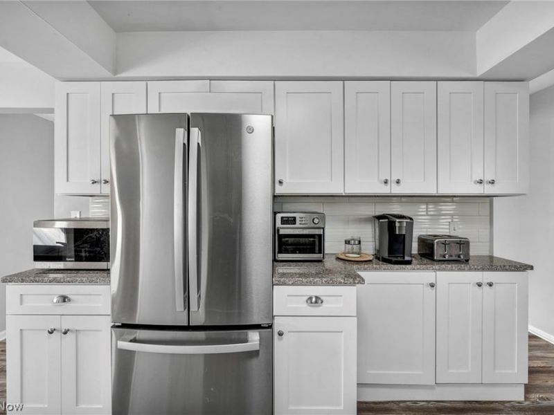 25641 Glenbrook Boulevard, Euclid, OH 44117 Photo 12