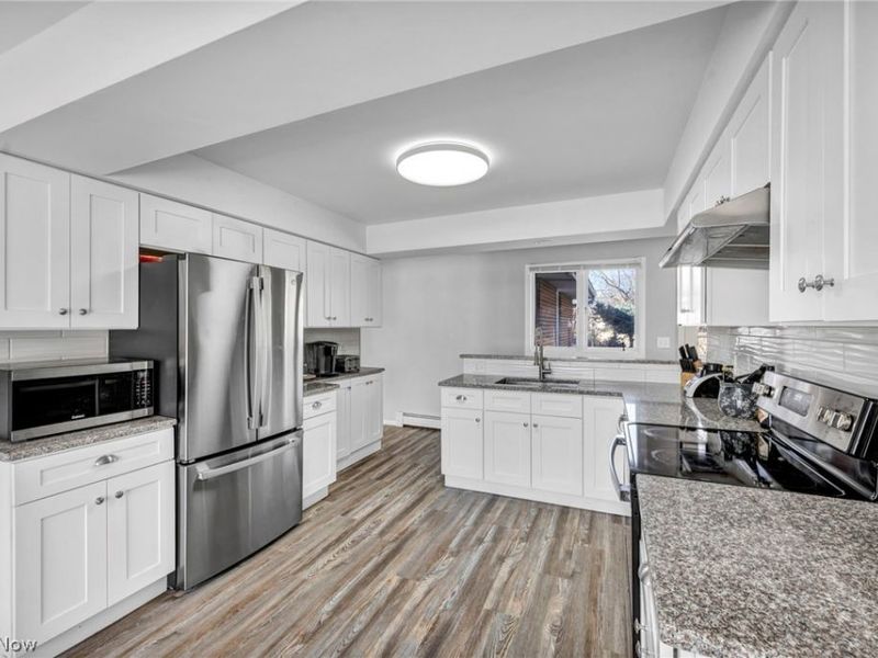 25641 Glenbrook Boulevard, Euclid, OH 44117 Photo 17