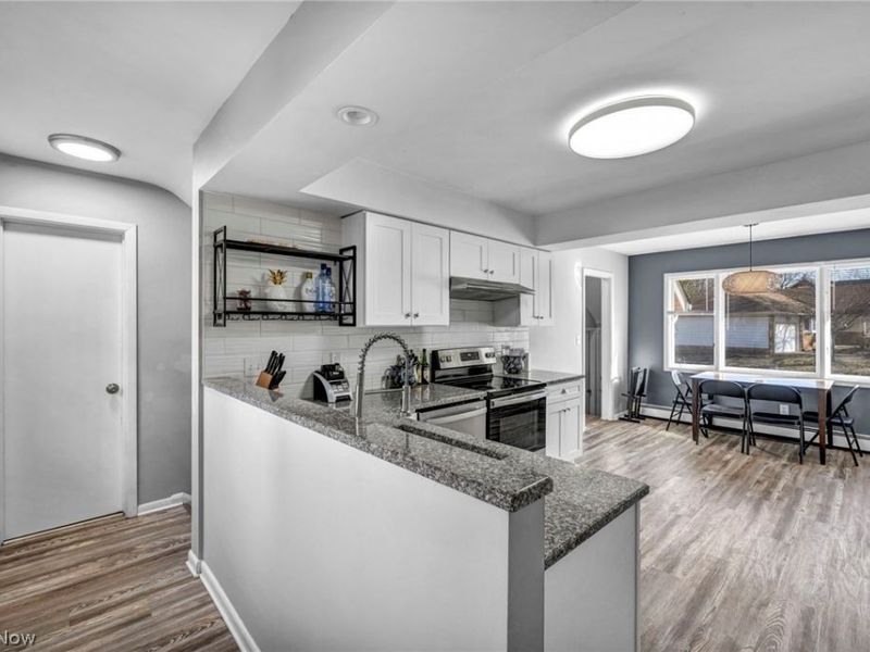 25641 Glenbrook Boulevard, Euclid, OH 44117 Photo 18