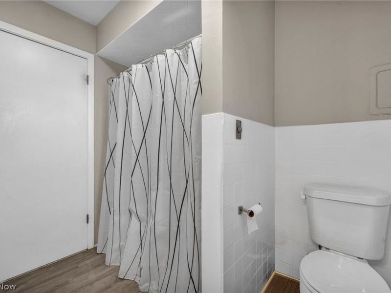 25641 Glenbrook Boulevard, Euclid, OH 44117 Photo 30