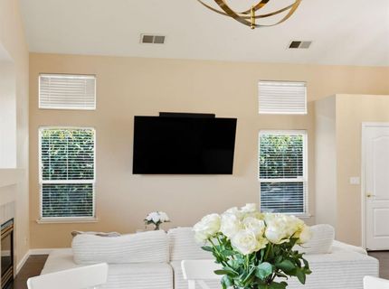 1384 Walden Dr, Folsom, CA 95630 Photo