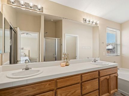 1384 Walden Dr, Folsom, CA 95630 Photo