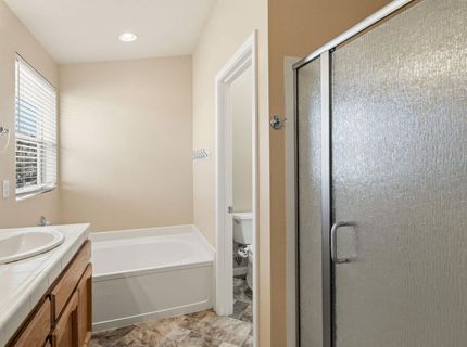 1384 Walden Dr, Folsom, CA 95630 Photo