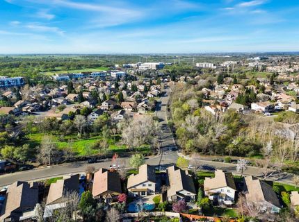 1384 Walden Dr, Folsom, CA 95630 Photo