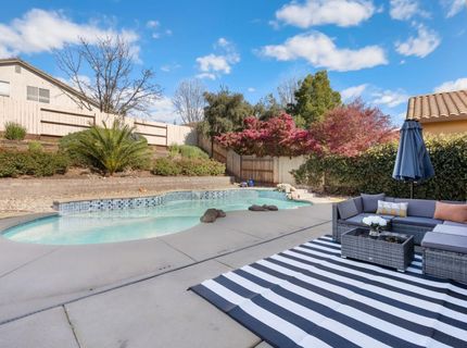 1384 Walden Dr, Folsom, CA 95630 Photo