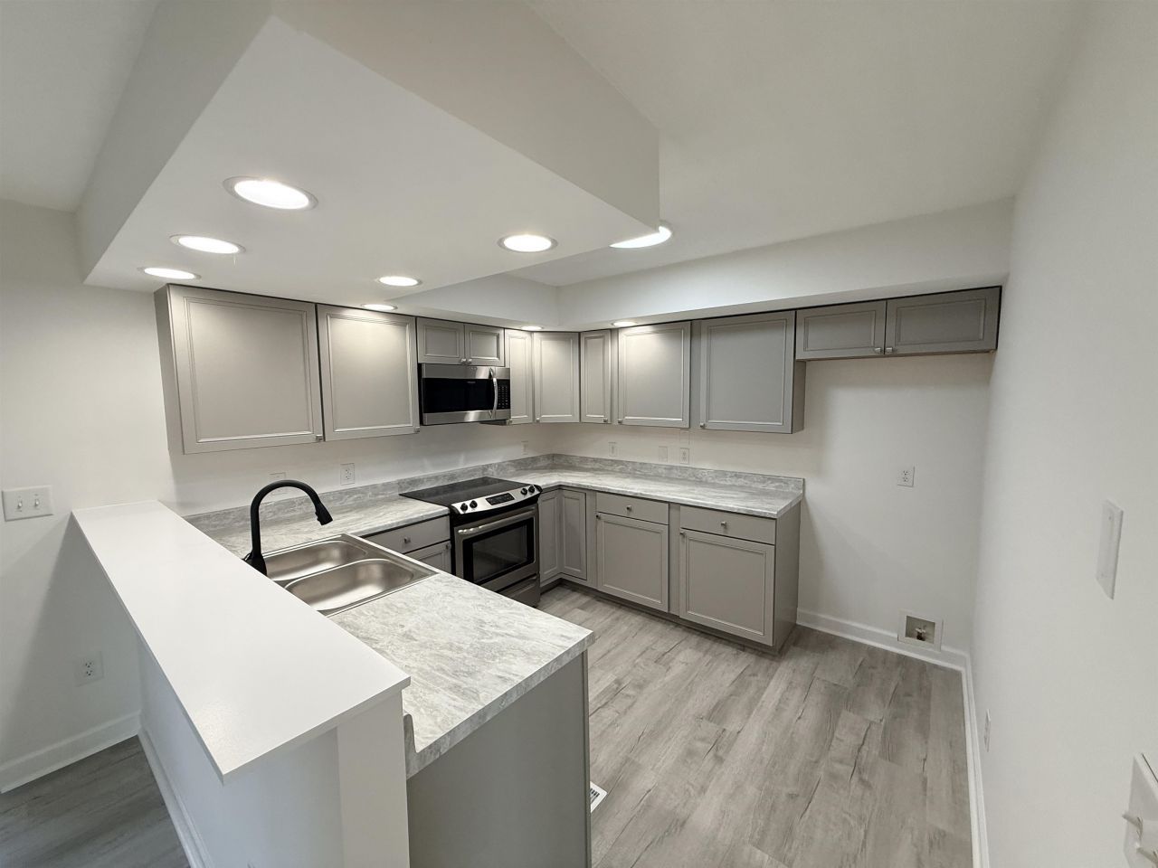 2336 Macedonia Dr. Photo 9