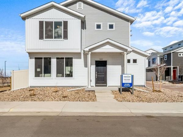 622 Wagon Wheel Way, Bennett, CO 80102