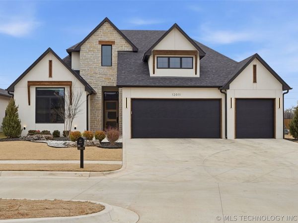 12011 S Vandalia Avenue , Tulsa, OK 74137