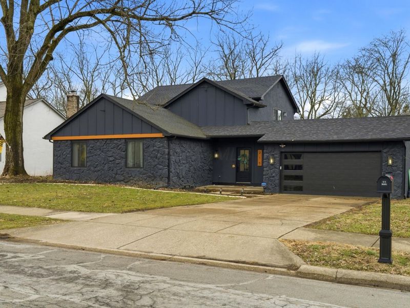 215 Mainsail Drive, Westerville, OH 43081 Photo 2