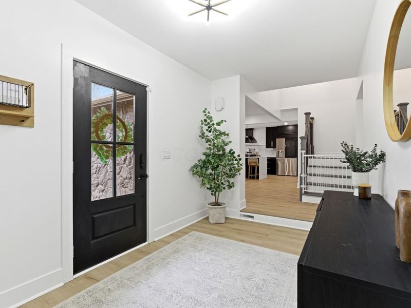 215 Mainsail Drive, Westerville, OH 43081 Photo 3