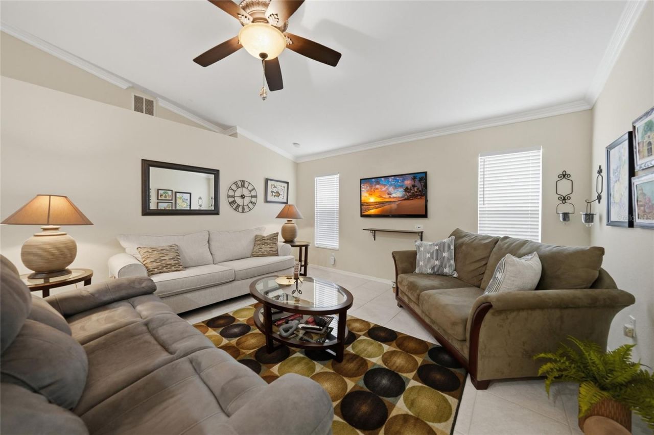 2117 NE 40th Street , Cape Coral, FL 33909 Photo