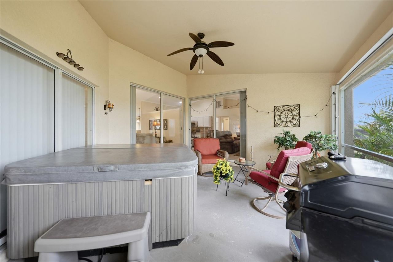 2117 NE 40th Street , Cape Coral, FL 33909 Photo