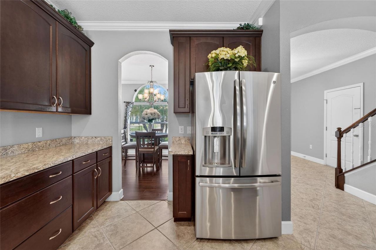 627 Limona Woods Drive , Brandon, FL 33510 Photo