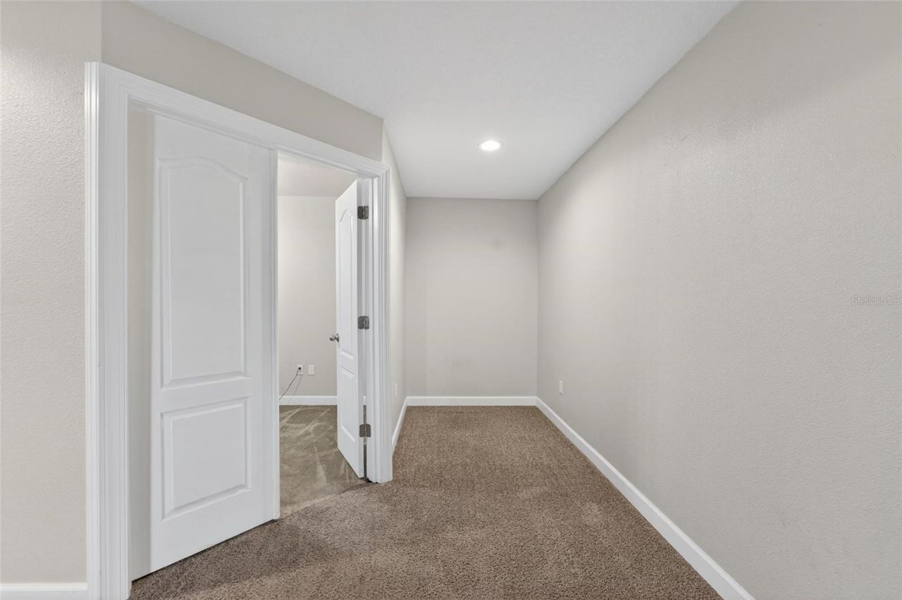 627 Limona Woods Drive , Brandon, FL 33510 Photo