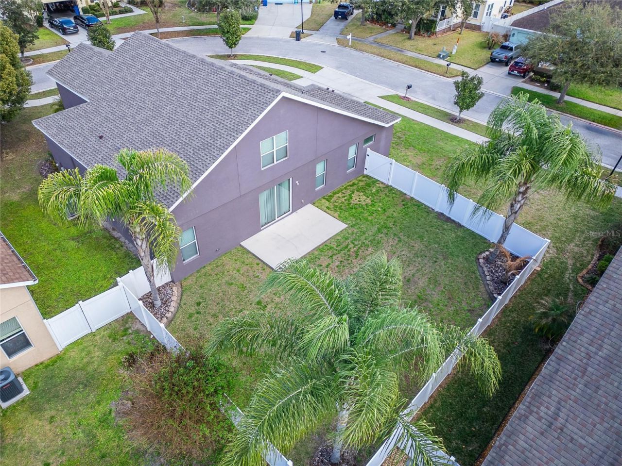 627 Limona Woods Drive , Brandon, FL 33510 Photo