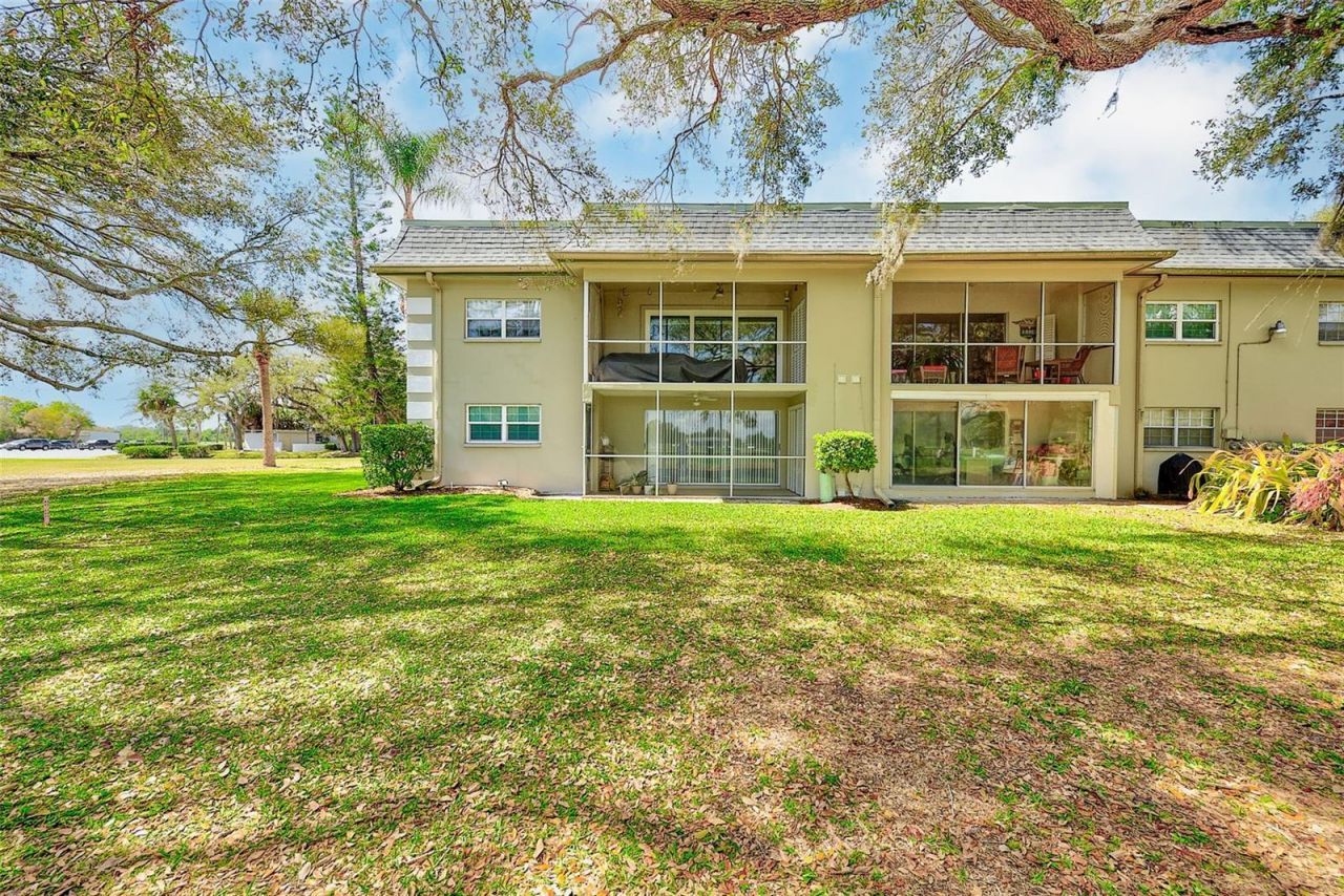 38 Country Club Drive, Unit 38, Largo, FL 33771 Photo
