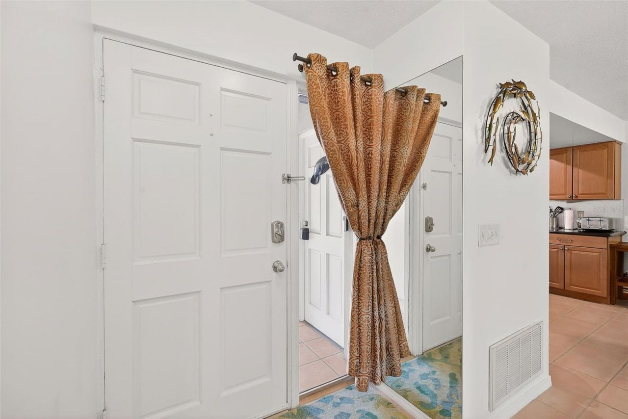 38 Country Club Drive, Unit 38, Largo, FL 33771 Photo