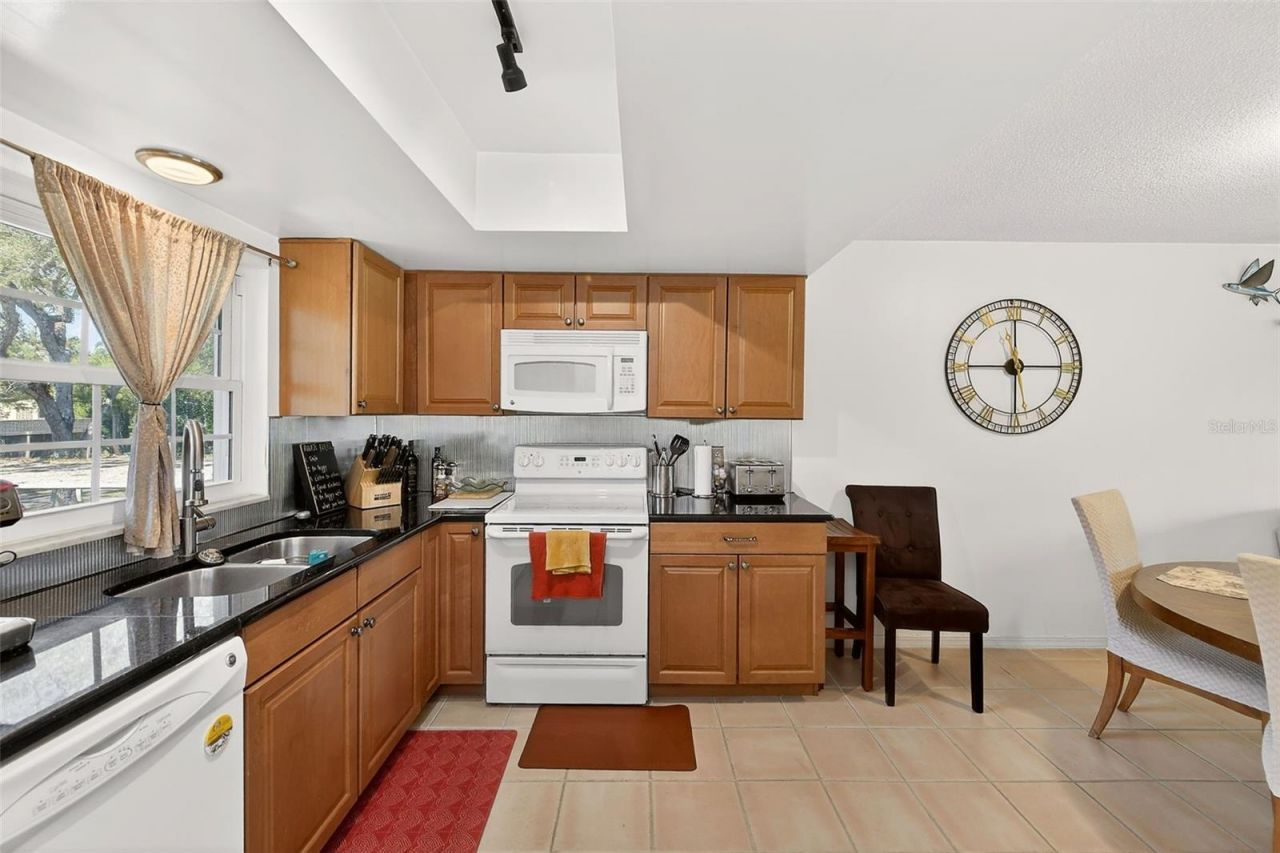 38 Country Club Drive, Unit 38, Largo, FL 33771 Photo