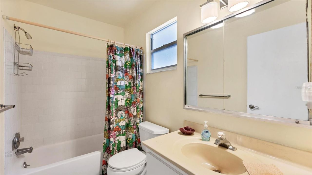 3823 Glen Oaks Drive E, Unit 83, Sarasota, FL 34232 Photo