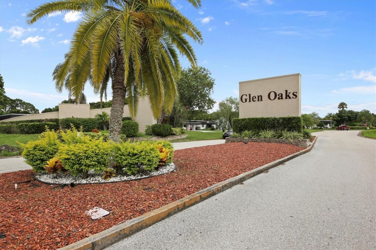 3823 Glen Oaks Drive E, Unit 83, Sarasota, FL 34232 Photo