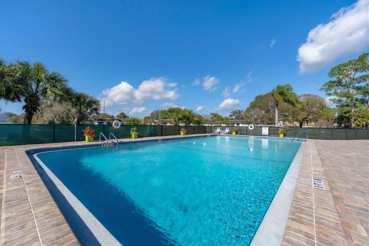 3823 Glen Oaks Drive E, Unit 83, Sarasota, FL 34232 Photo