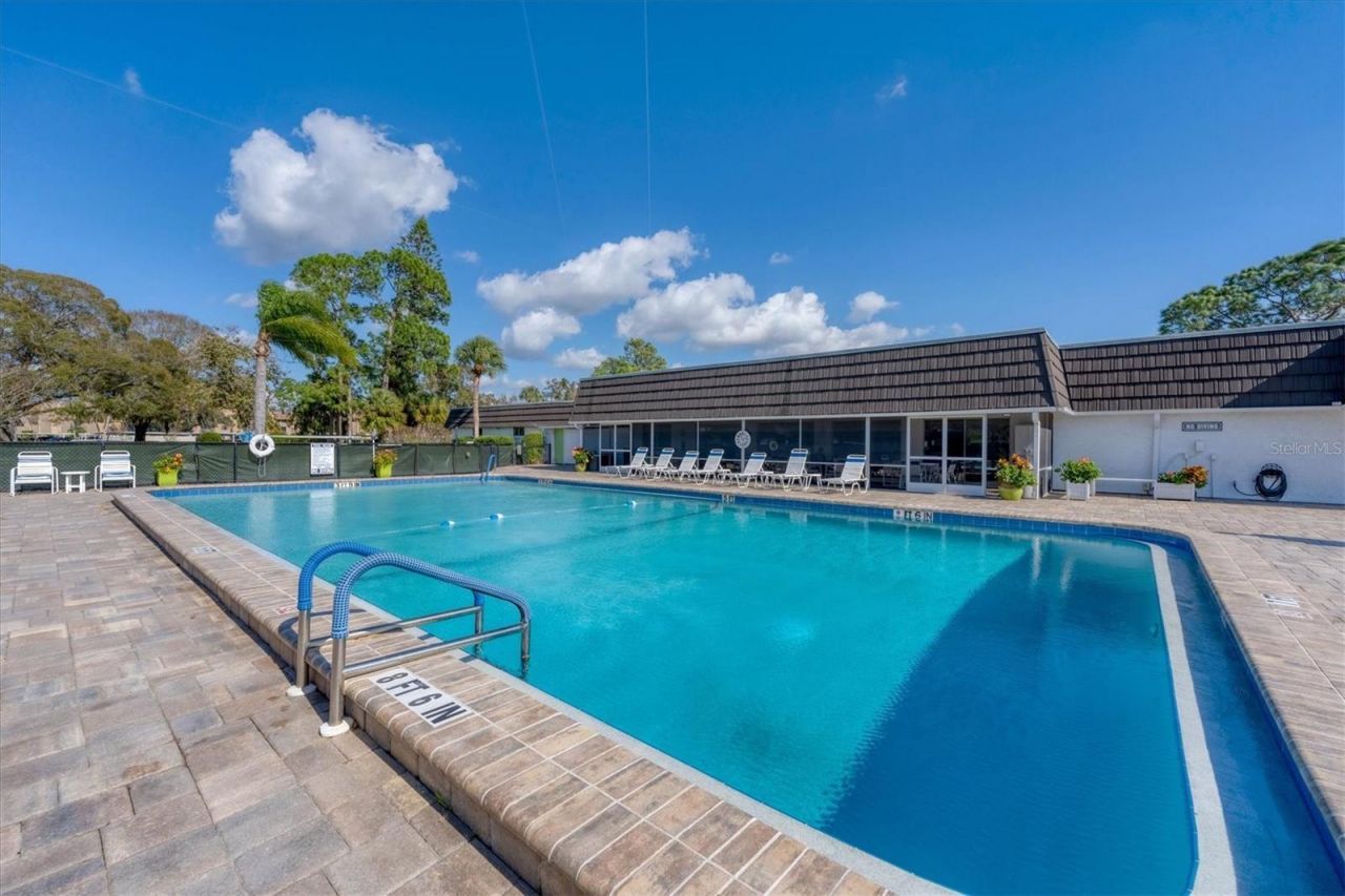 3823 Glen Oaks Drive E, Unit 83, Sarasota, FL 34232 Photo