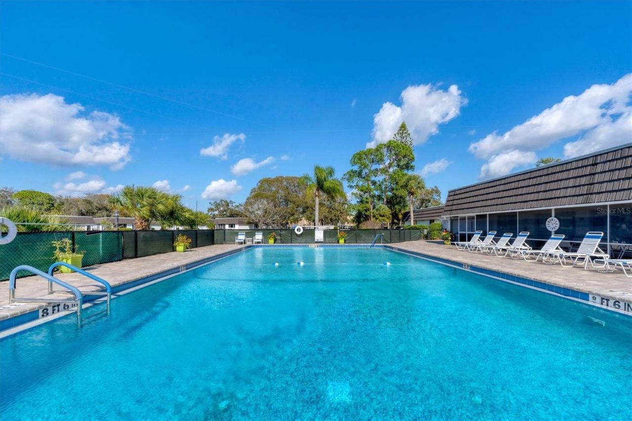 3823 Glen Oaks Drive E, Unit 83, Sarasota, FL 34232 Photo
