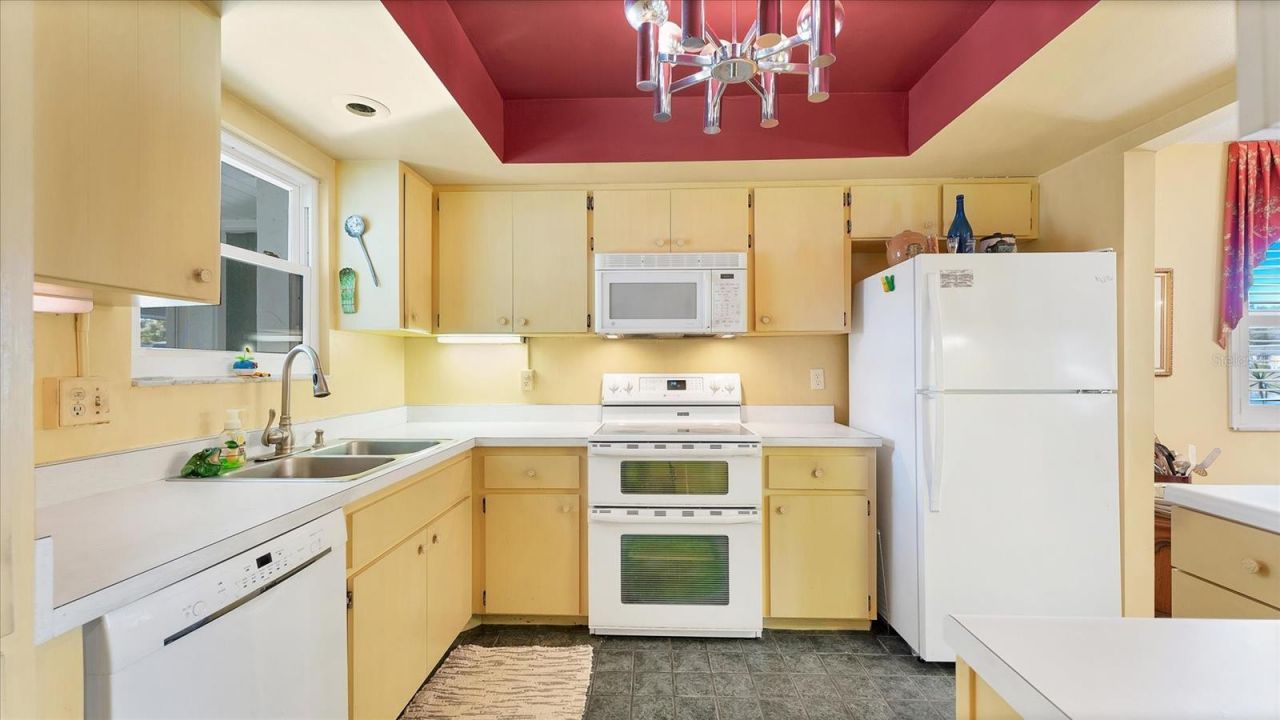 3823 Glen Oaks Drive E, Unit 83, Sarasota, FL 34232 Photo