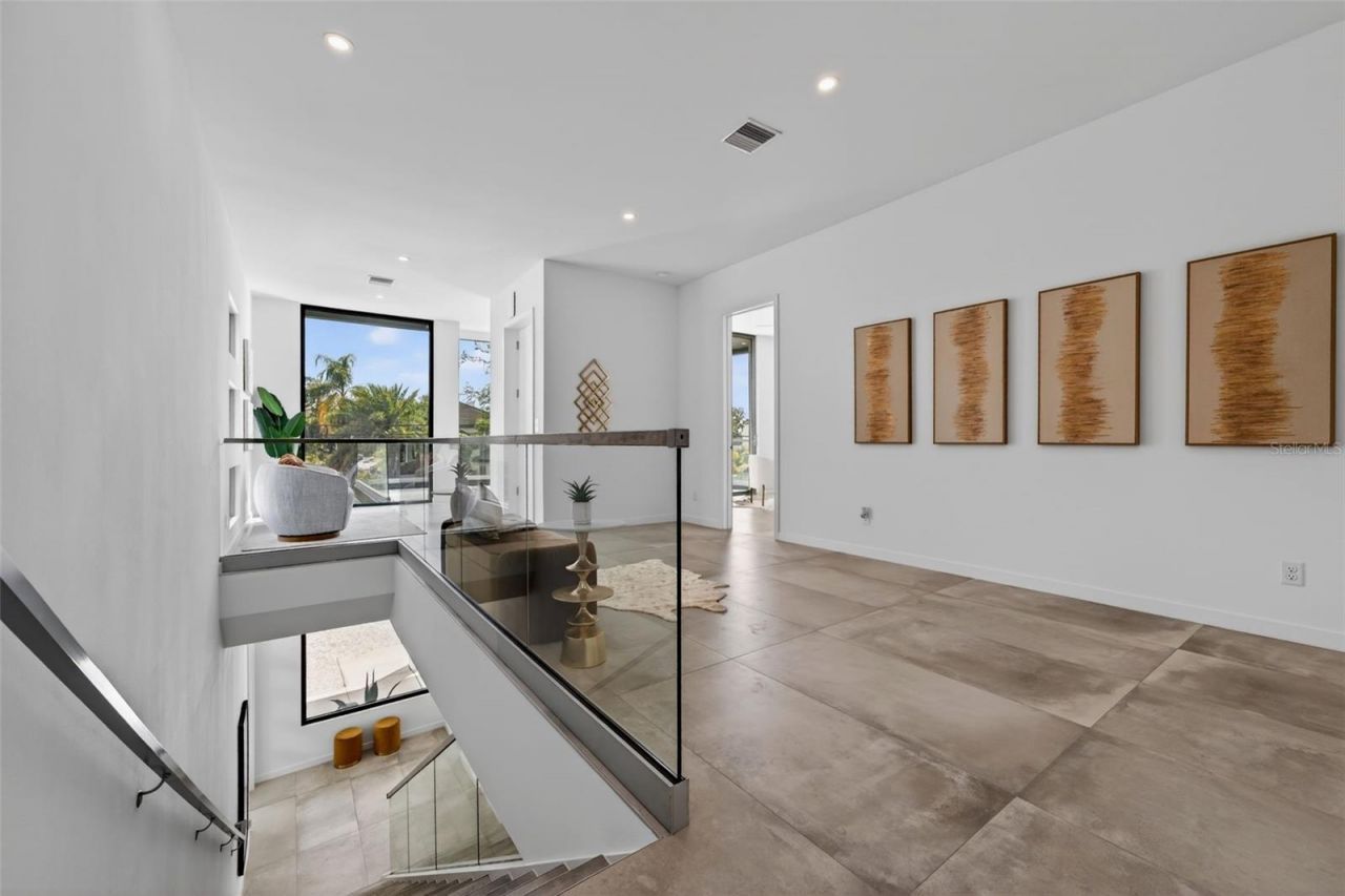 1671 Arlington Street, Sarasota, FL 34239 Photo