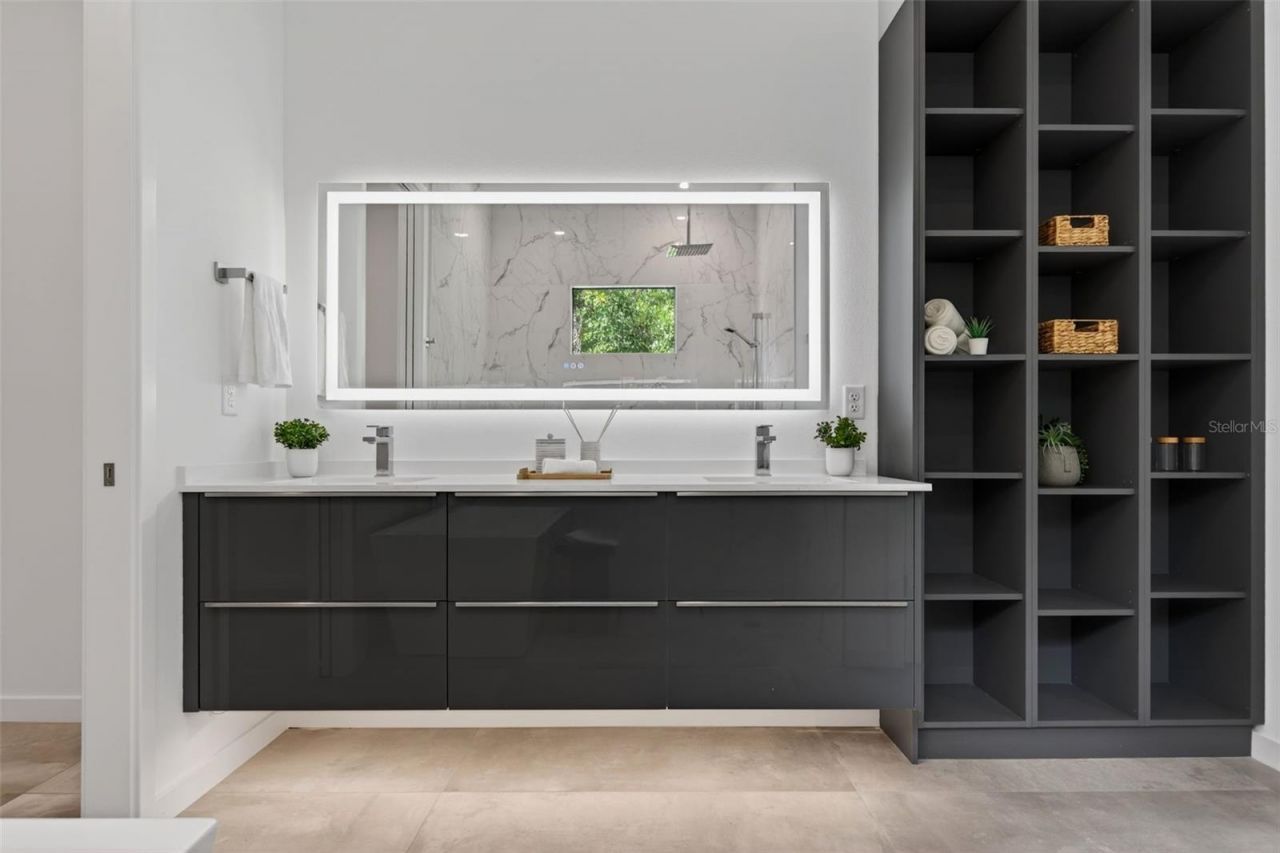 1671 Arlington Street, Sarasota, FL 34239 Photo