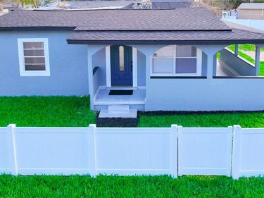 9010 W HAMILTON AVENUE , TAMPA, FL 33615