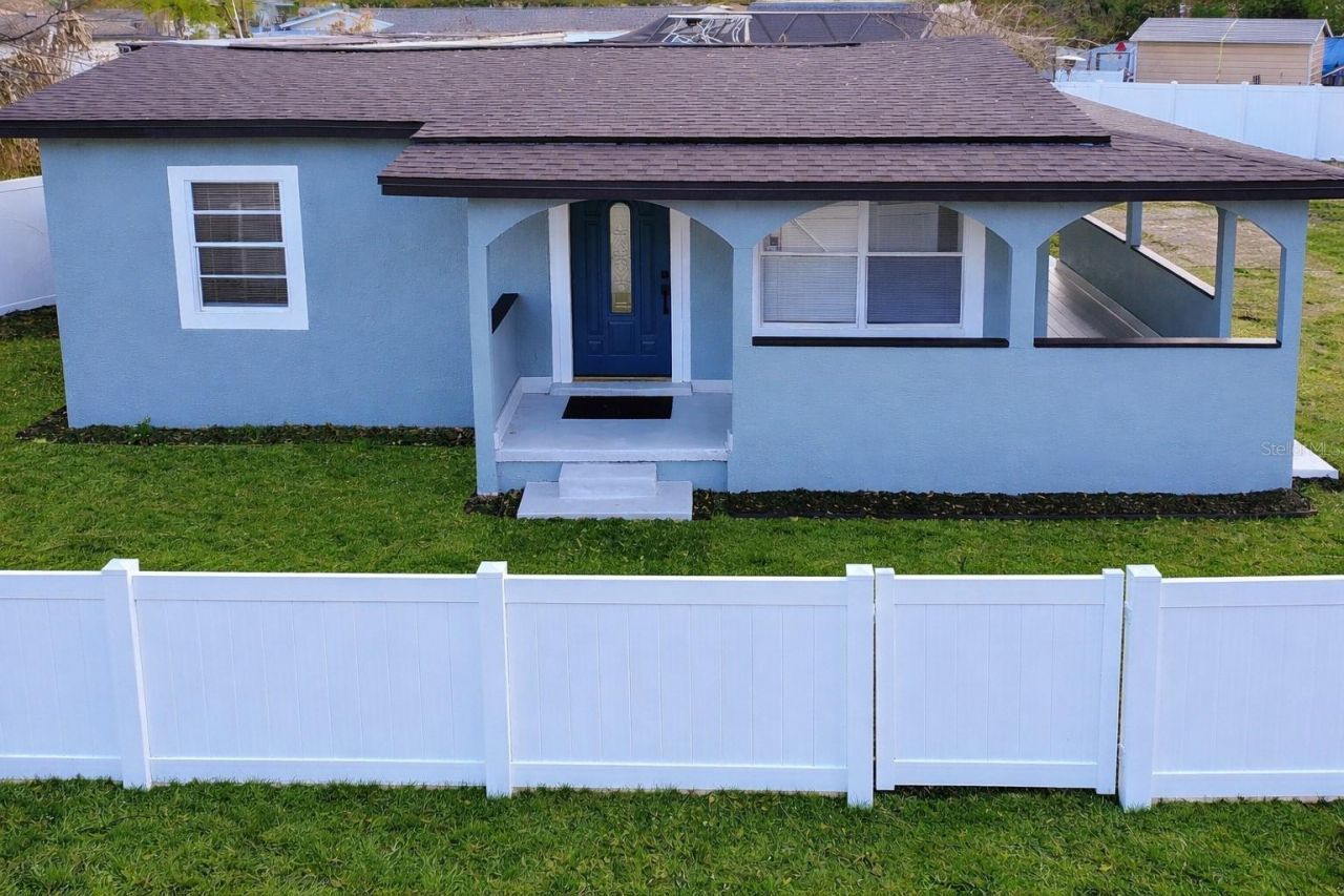 9010 W Hamilton Avenue, Tampa, FL 33615 Main Photo