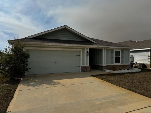 146 Old Canoe Lane, Freeport, FL 32439