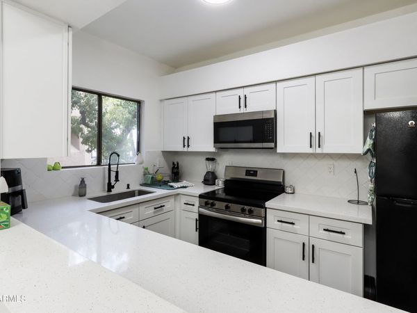 1287 N ALMA SCHOOL Road, Unit 206, Chandler, AZ 85225