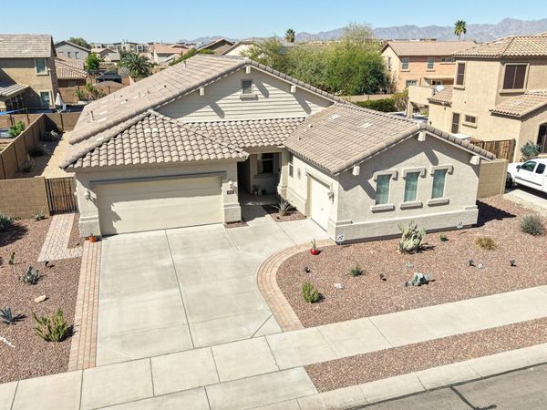 80 S 167TH Drive, Goodyear, AZ 85338