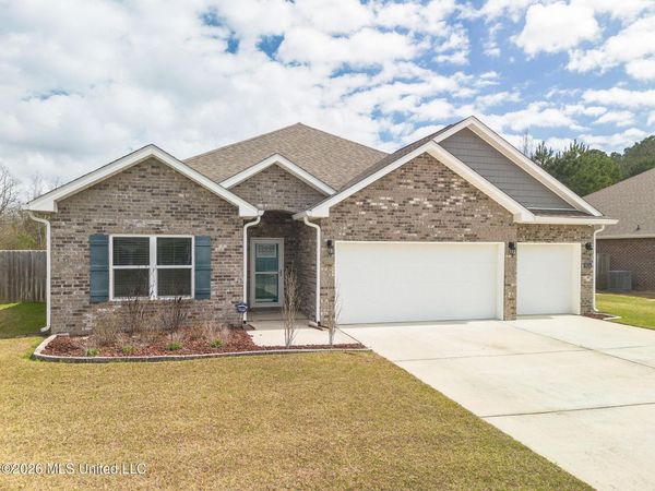9524 Mallette Drive, Biloxi, MS 39532