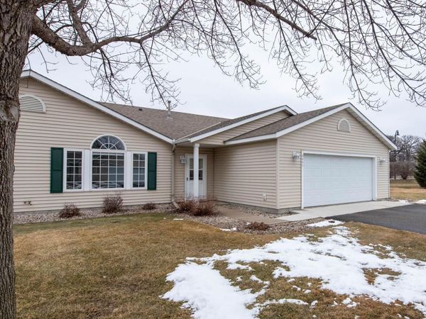 2057 Black Squirrel Trail, North Mankato, MN 56003