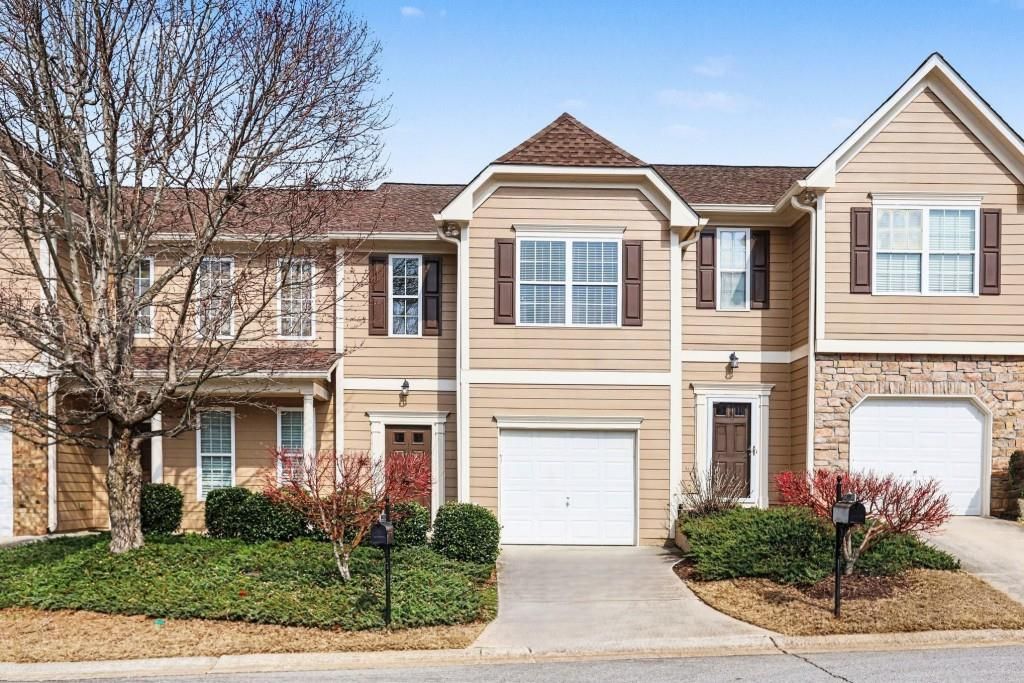 6632 Splashwater Drive, Flowery Branch, GA 30542 Main Photo