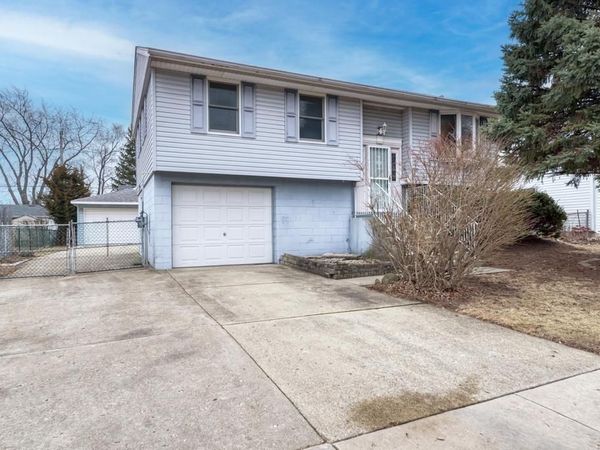 325 Hale Avenue, Romeoville, IL 60446