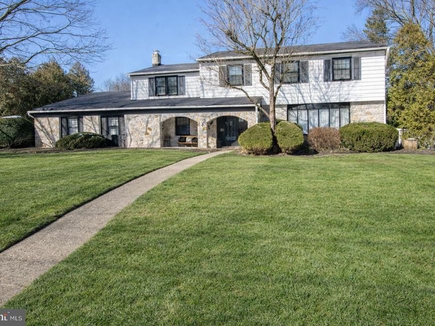 233 Lamplighter Lane , Huntingdon Valley, PA 19006 Main Photo