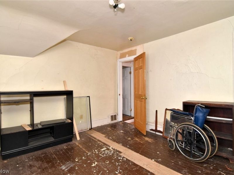 5403 Spencer Avenue , Cleveland, OH 44103 Photo 18