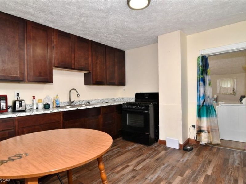 5403 Spencer Avenue , Cleveland, OH 44103 Photo 6