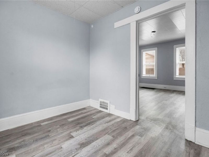 6714 Worley Avenue, Cleveland, OH 44105 Photo 12