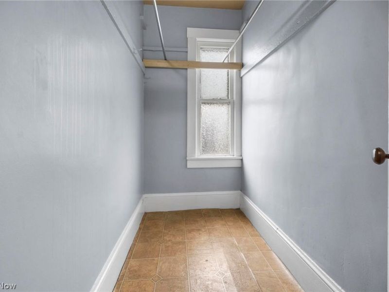 6714 Worley Avenue, Cleveland, OH 44105 Photo 13