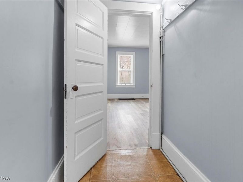 6714 Worley Avenue, Cleveland, OH 44105 Photo 14