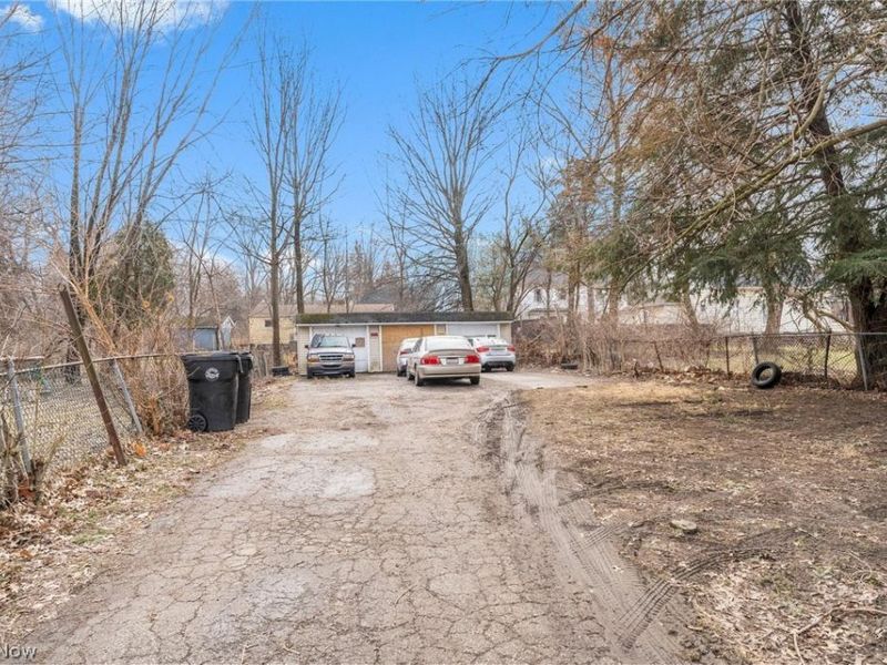 6714 Worley Avenue, Cleveland, OH 44105 Photo 23