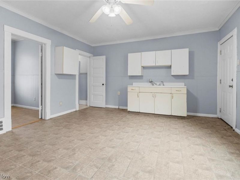 6714 Worley Avenue, Cleveland, OH 44105 Photo 6