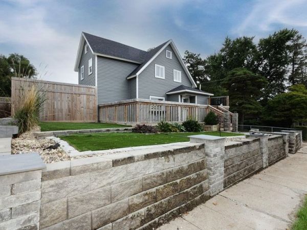 722 Mamie Eisenhower Avenue, Boone, IA 50036