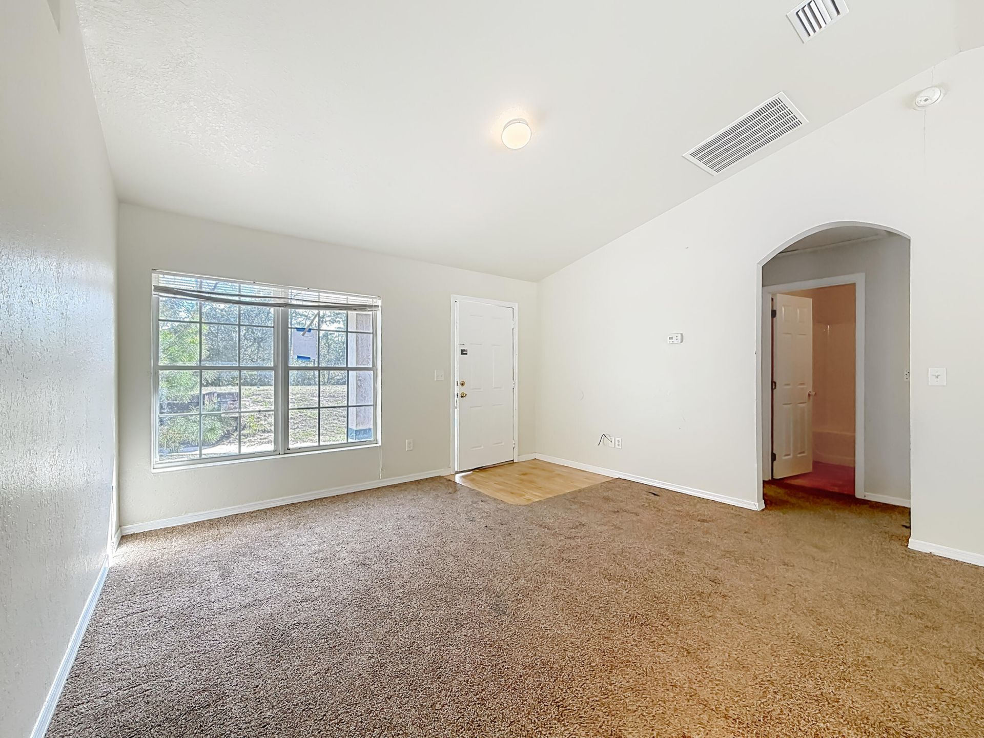 50 Malauka Pass, Ocklawaha, FL 32179 Photo